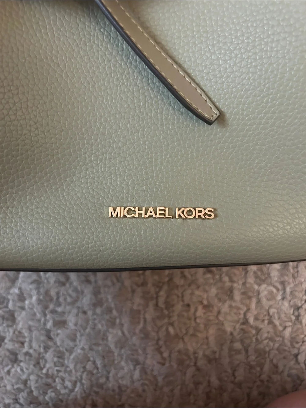NWOT Michael Kors Emilia Satchel - Picture 2 of 8